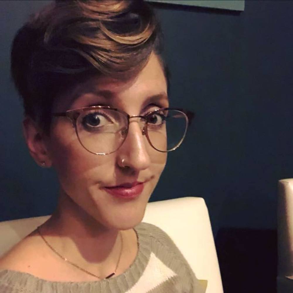 Meet your Posher, Ashley